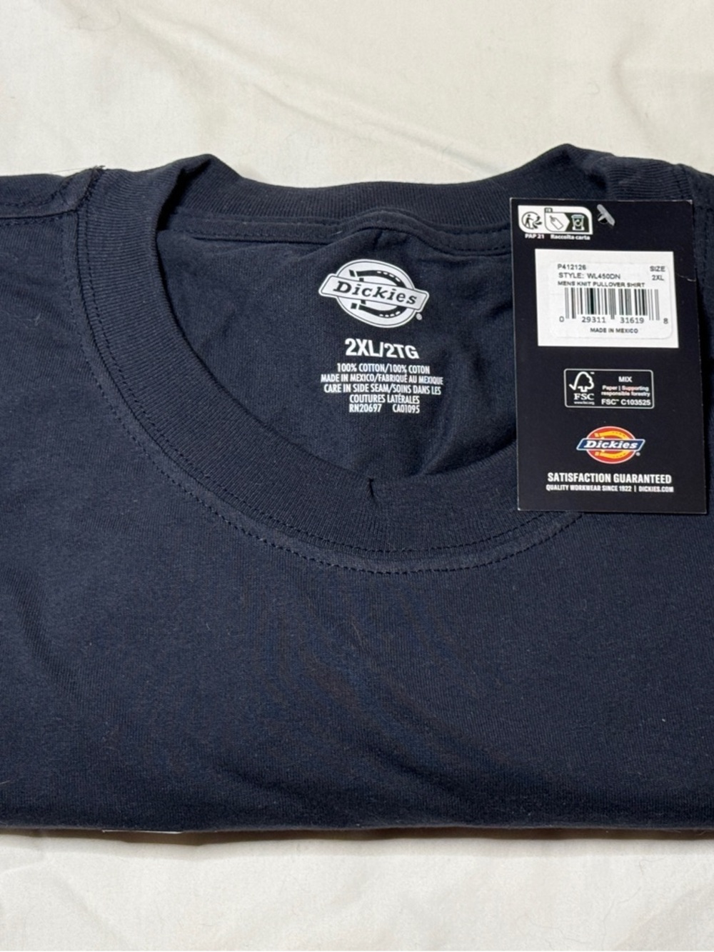 Dickies Men’s Black Crew Neck Long Sleeve  pullover w/pocket
